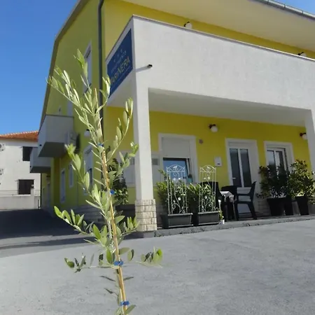 Apartament Marinera